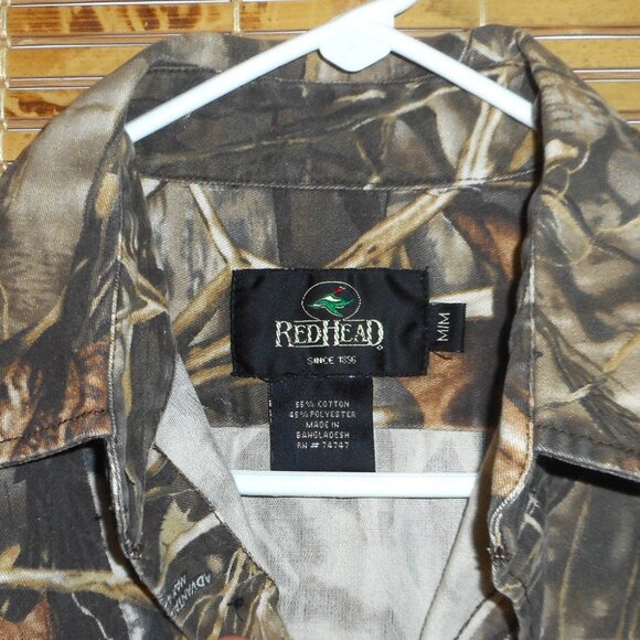 Redhead Camo Button-Down Long Sleeve Shirt Embroidered: "Bass Pro Shops" Size: M - Picture 4 of 5